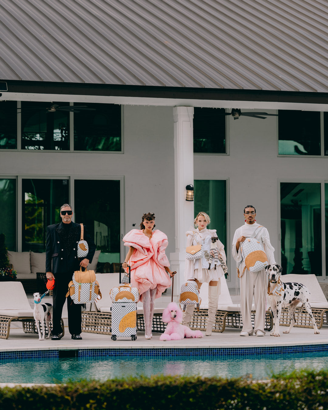 RITZ RIVIERA TURN LOCK WALLET